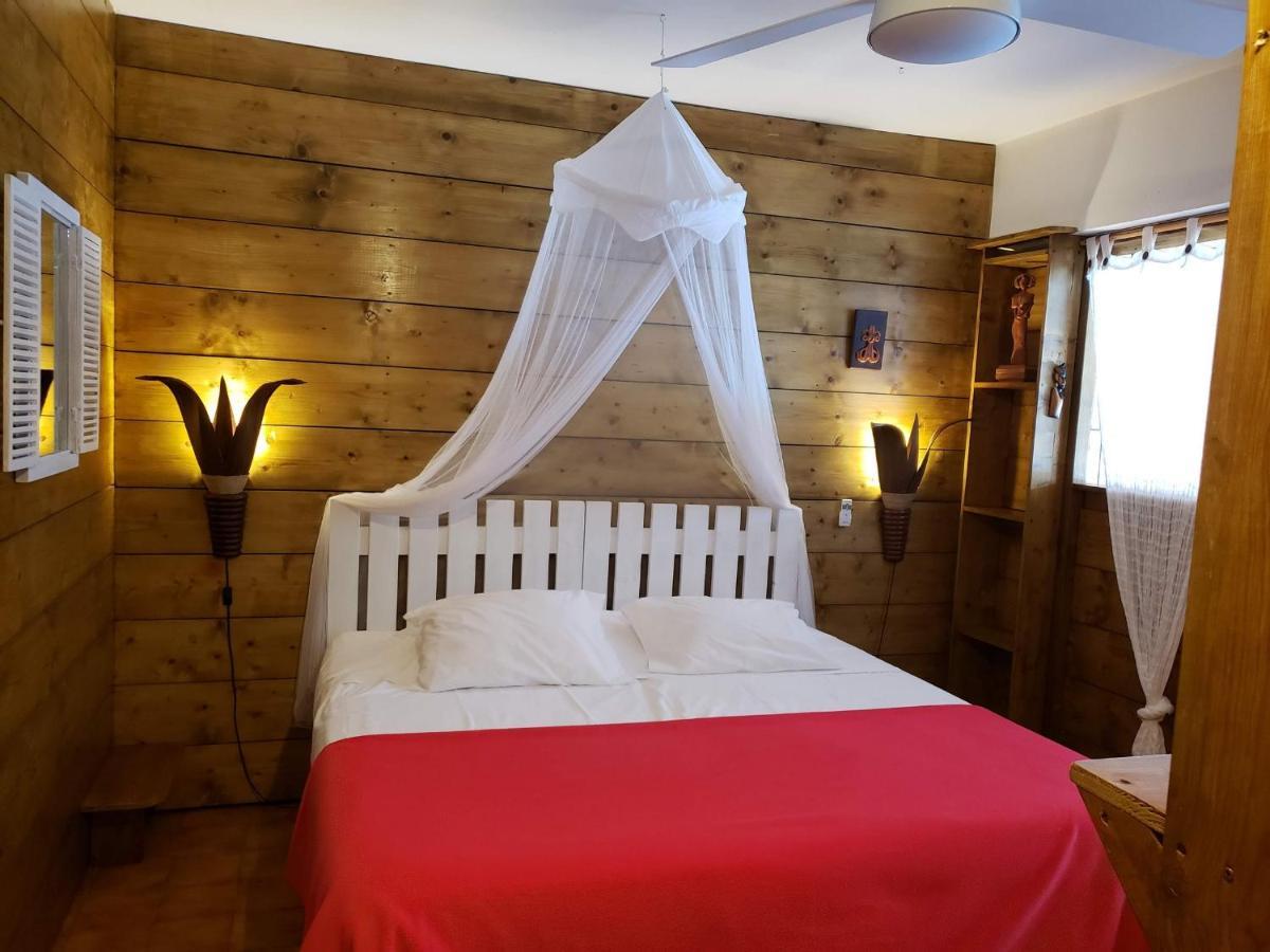 Les Bananes Vertes Ecolodges Saint-Claude Kültér fotó
