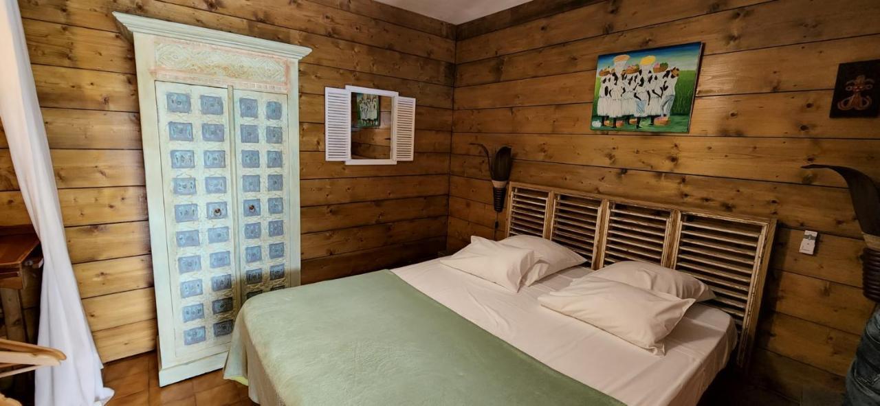Les Bananes Vertes Ecolodges Saint-Claude Kültér fotó
