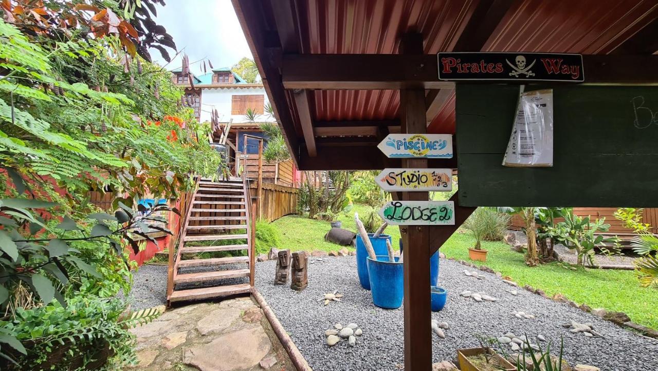 Les Bananes Vertes Ecolodges Saint-Claude Kültér fotó